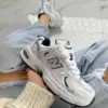 کتونی نیوبالانس 530 سفید سرمه ای -New Balance 530