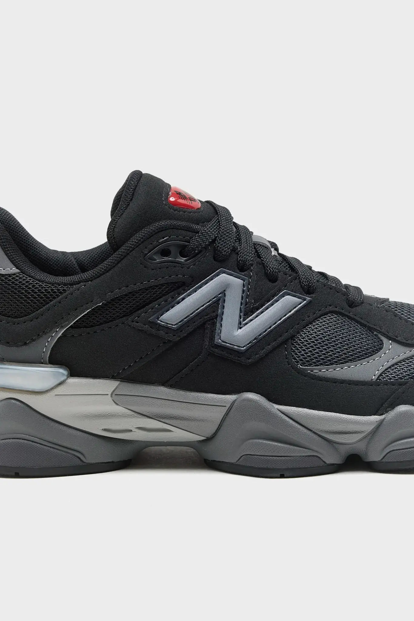 کتونی نیوبالانس 9060مشکی -New Balance 9060