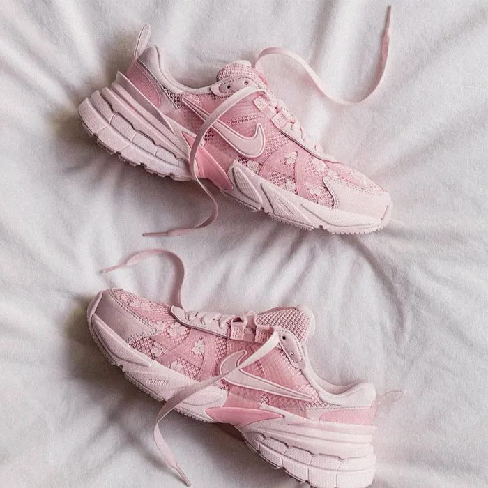کتونی نایک V2K صورتی گلدار -Nike V2K RUNNING