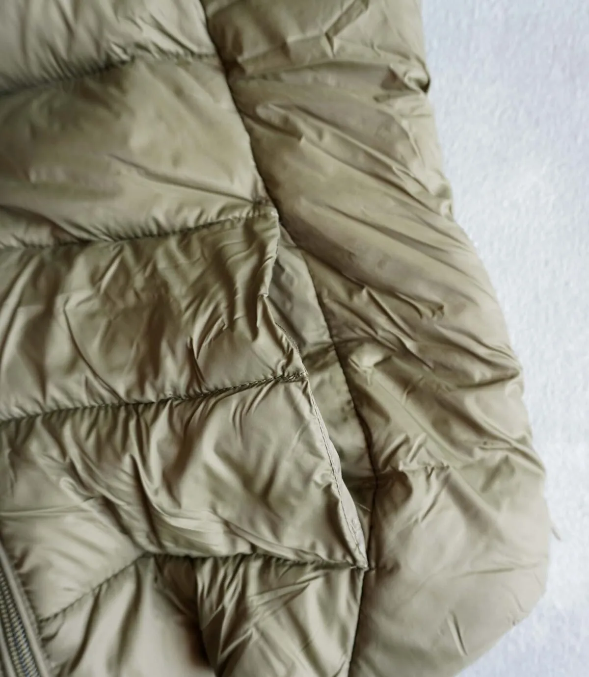 پافر زیتونی کلاه دار زنانه Esmara