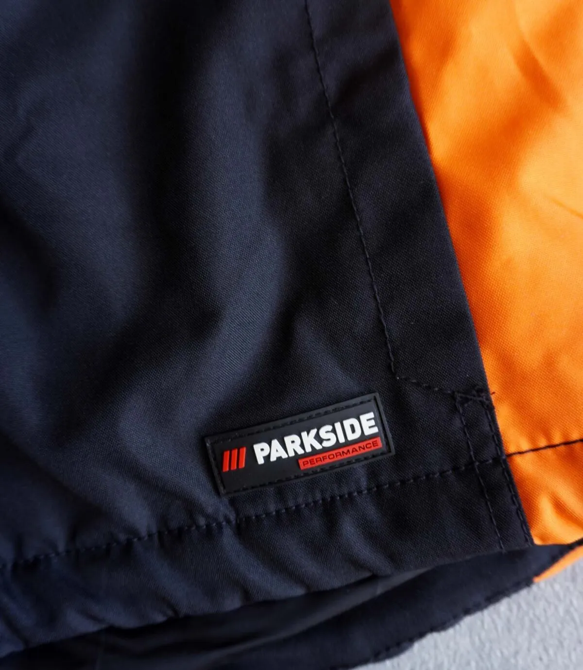 پافر مشکی Parkside