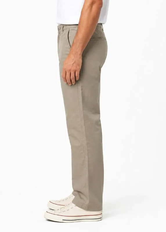 شلوار کتان کنف اورجینال مردانه رنگ نسکافه ای برند pull&bear سفارش اسپانیایی مدل راسته کد 2044 شلوار کتان کنف اورجینال مردانه رنگ نسکافه ای برند pull&bear سفارش اسپانیایی مدل راسته کد 2044