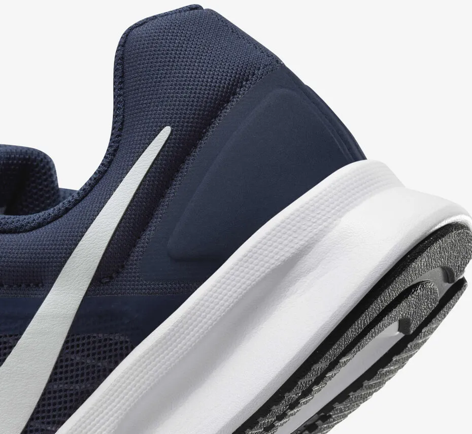 کتونی دویدن نایکی Nike Run Swift 3 – کد DR2695-401