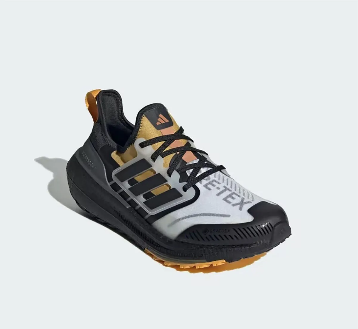 کتونی دویدن آدیداس Adidas Ultraboost Light GTX – کد IE1781