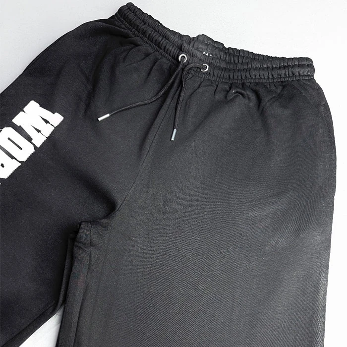 اسلش بگ داخل کرکی اورجینال مردانه رنگ مشکی برند boohoo man انگلیسی تنخوری بگ کد 98 اسلش بگ داخل کرکی اورجینال مردانه رنگ مشکی برند boohoo man انگلیسی تنخوری بگ کد 98