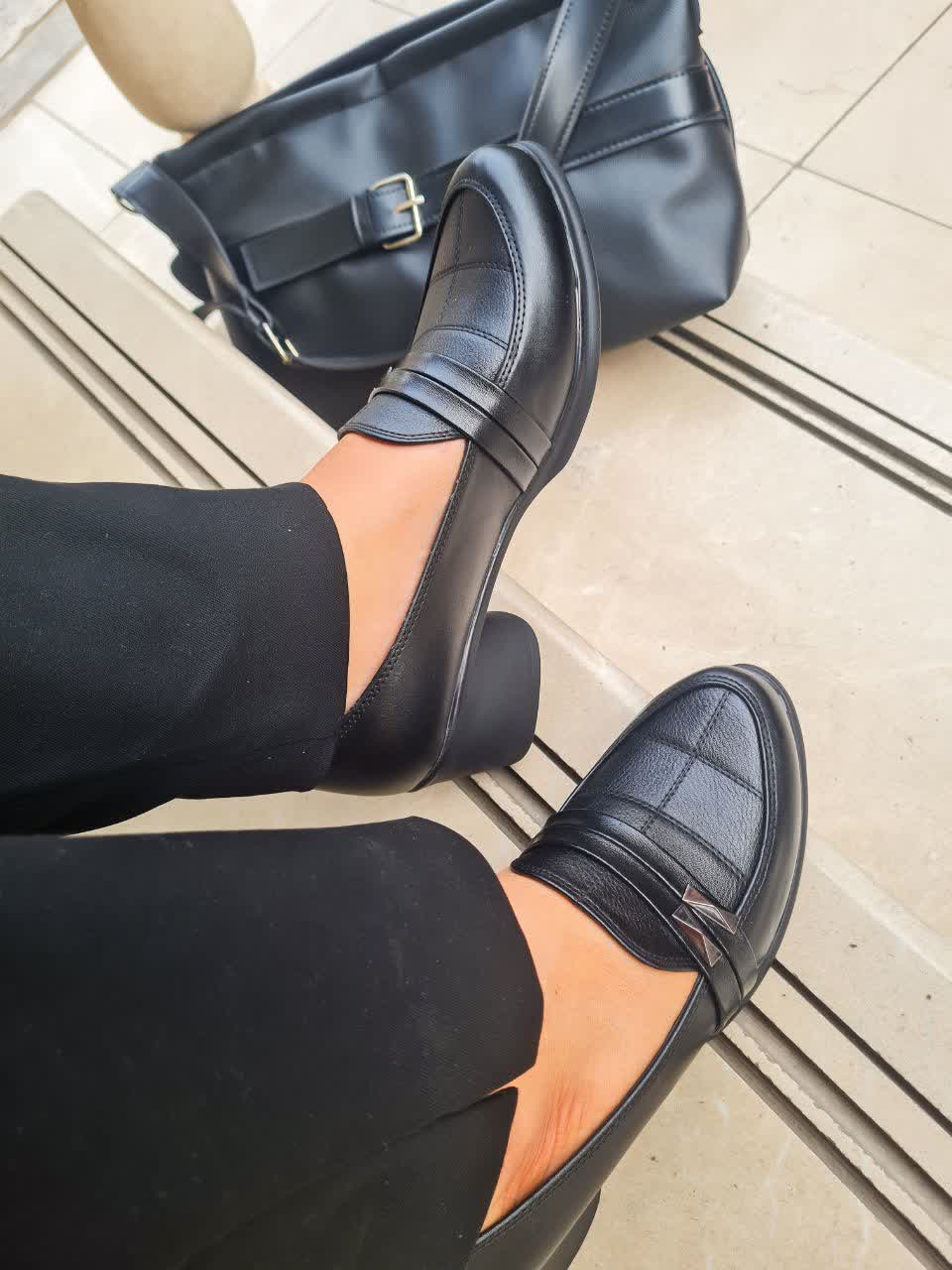 کفش زنانه طبی ساناز