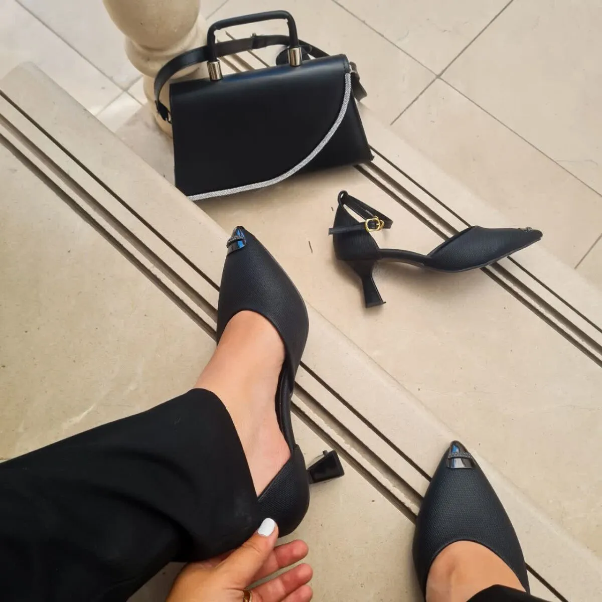 کفش زنانه مجلسی پاشنه دار تیارام