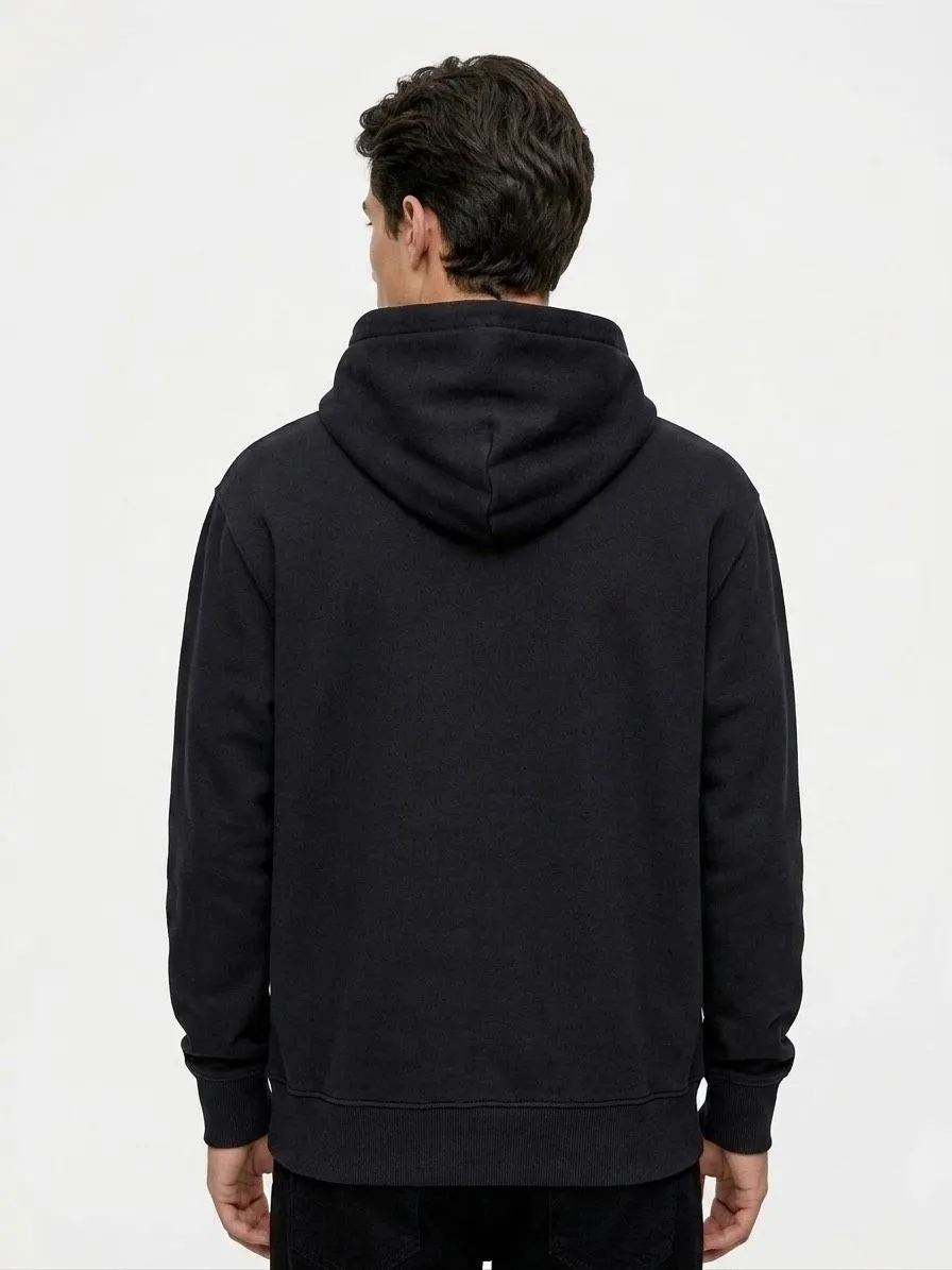 هودی مردانه Pull&Bear مشکی طرحدار | کد 156 هودی مردانه Pull&Bear مشکی طرحدار | کد 156