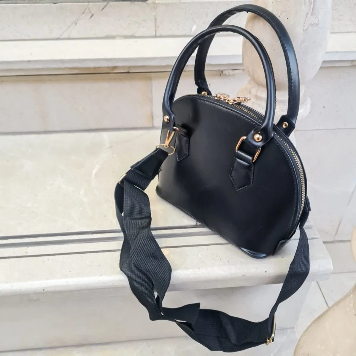 کیف زنانه دستی ایوانا