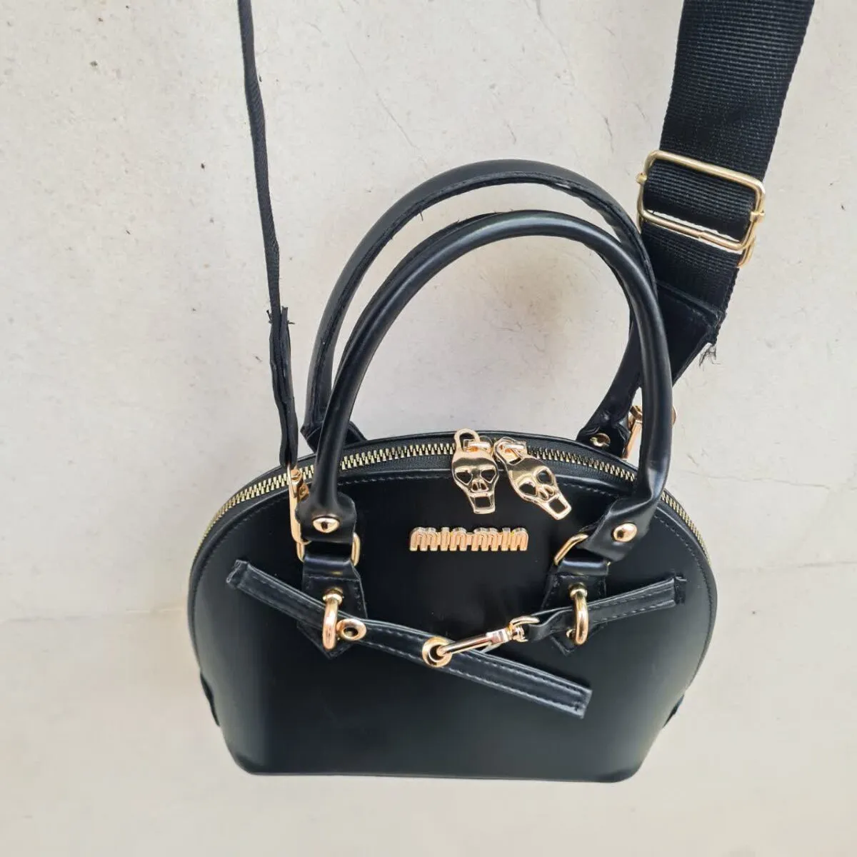 کیف زنانه دستی ایوانا