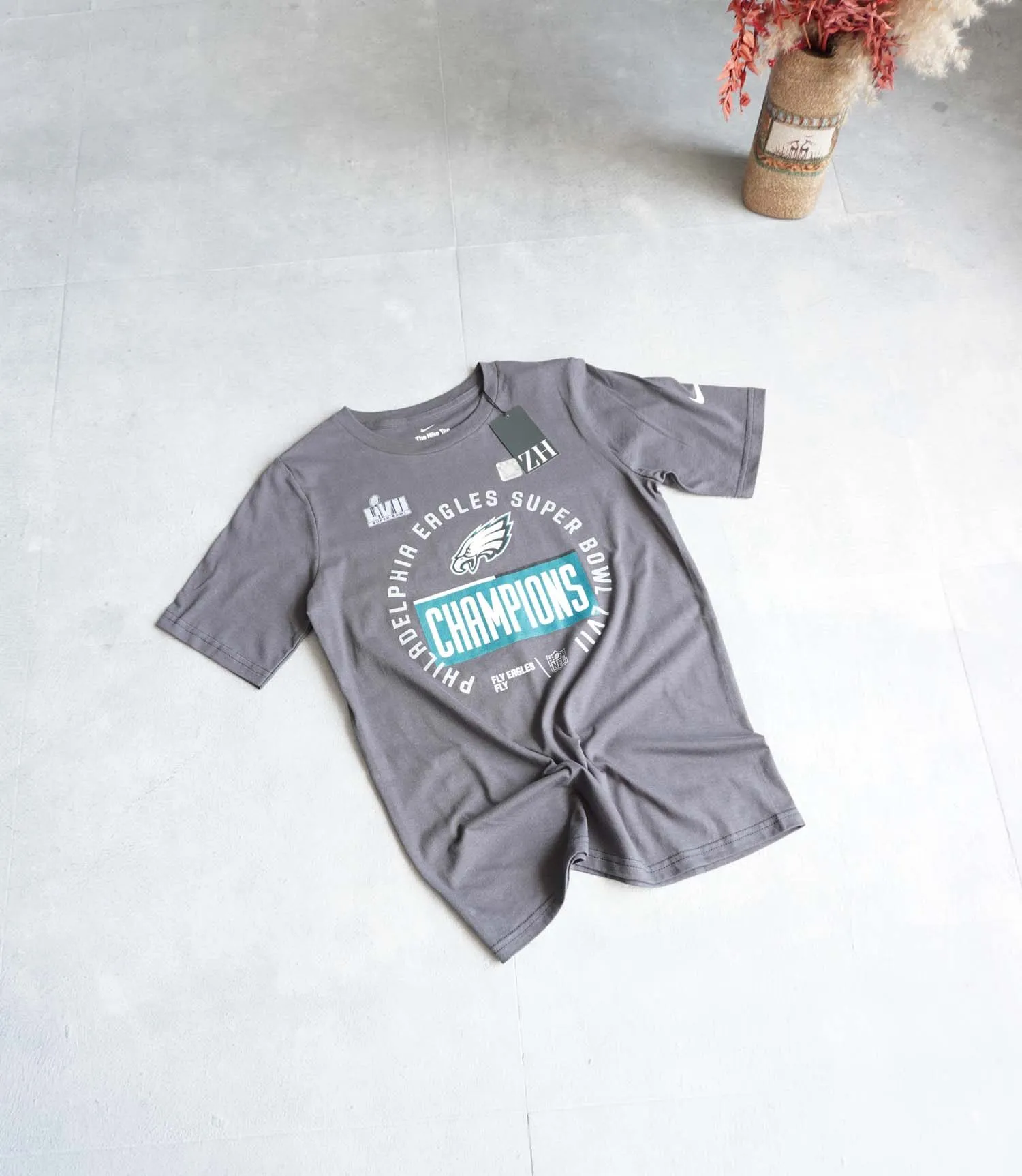 تیشرت طوسی سربی بچه گانه Nike تیشرت طوسی سربی بچه گانه Nike