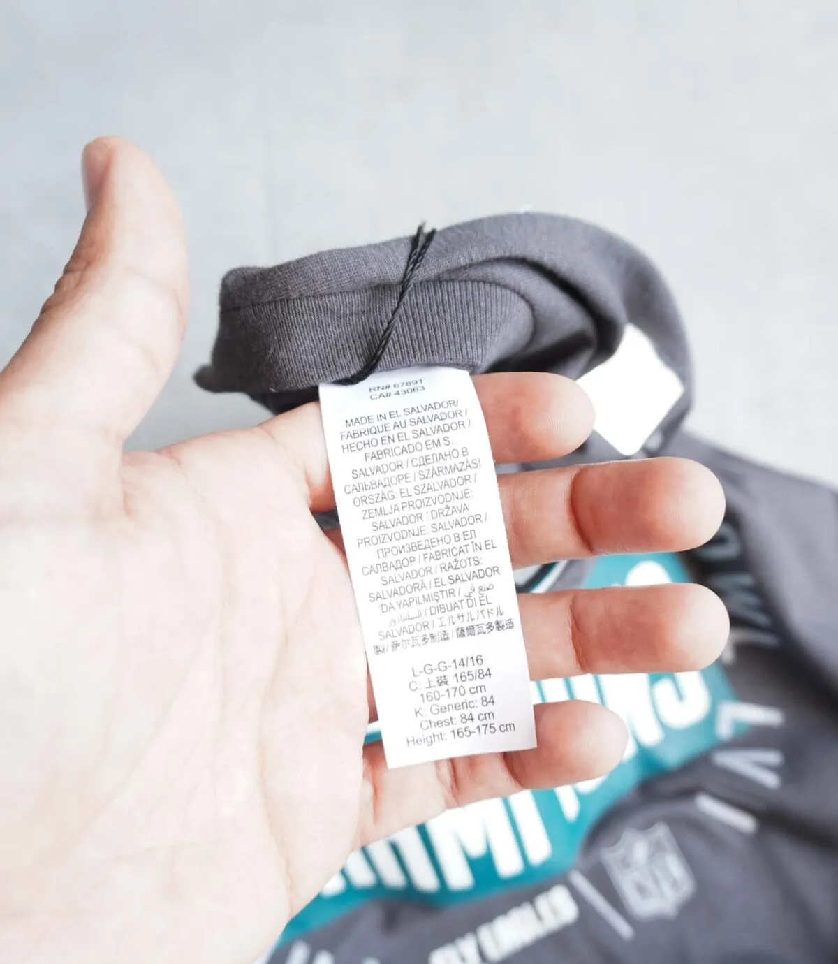 تیشرت طوسی سربی بچه گانه Nike تیشرت طوسی سربی بچه گانه Nike