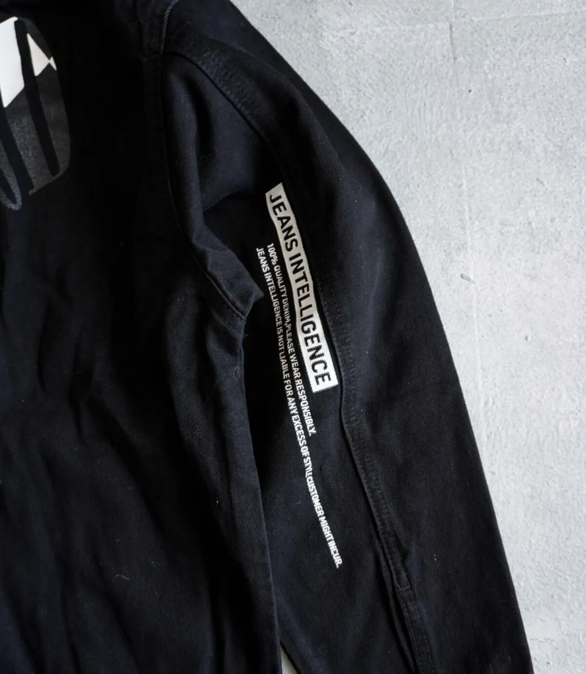 جکت جین کلاه دار مشکیJack&Jones جکت جین کلاه دار مشکیJack&Jones
