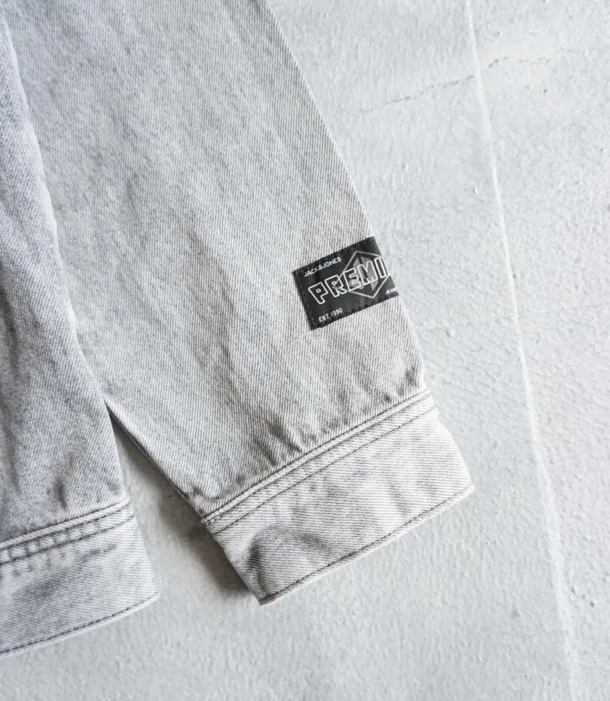 جکت جین خاکستری ساده Jack&Jones جکت جین خاکستری ساده Jack&Jones
