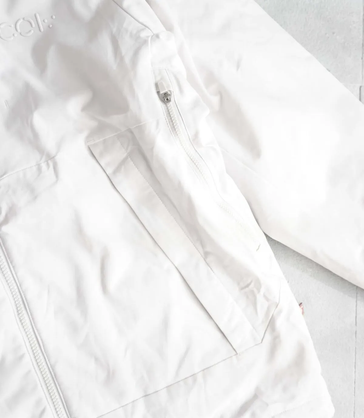 جکت حرفه ای کلاه دار Jack&Jones جکت حرفه ای کلاه دار Jack&Jones