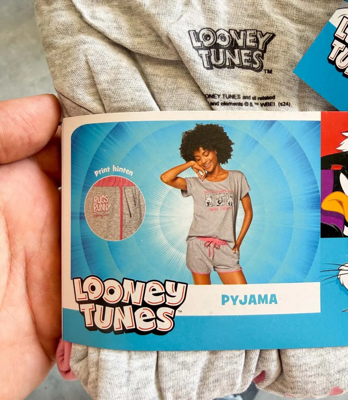 ست تیشرت و شلوارک نخی Looney Tunes ست تیشرت و شلوارک نخی Looney Tunes