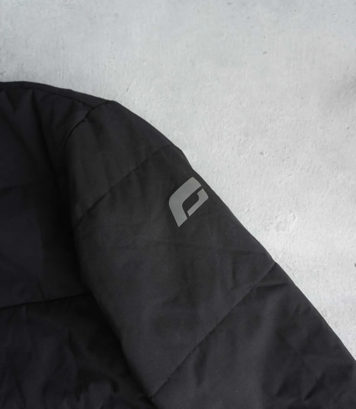 جکت حرفه ای کلاه دار مشکی Jack&Jones
