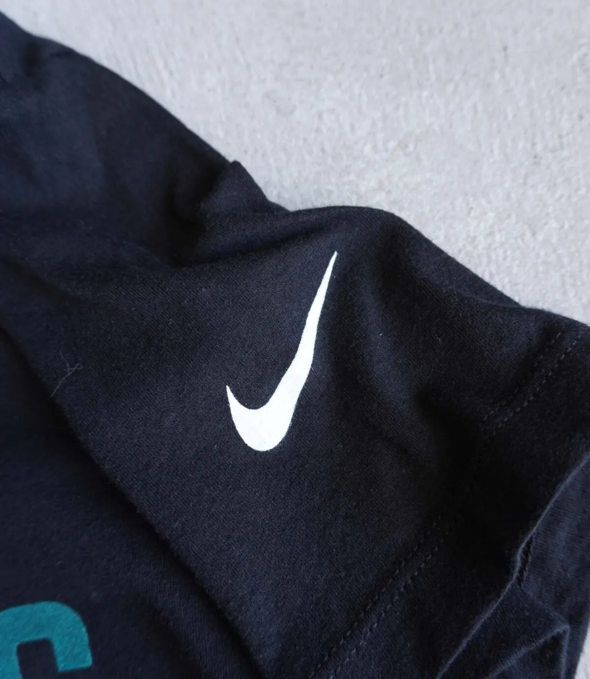 تیشرت مشکی زنانه Nike تیشرت مشکی زنانه Nike